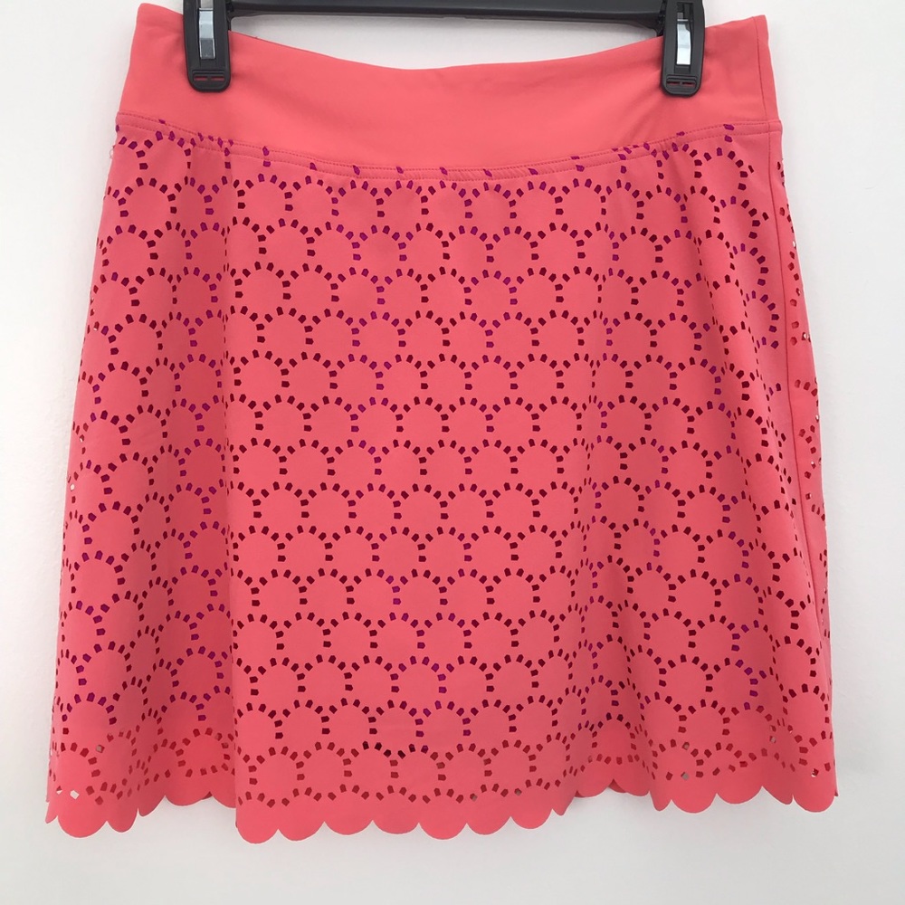 Title Nine Nimblene Sz M Skort Skirt Laser Cut Corral/Peach Shorts Scalloped Hem